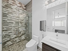 1710 Middle River Dr, Fort Lauderdale FL 33305