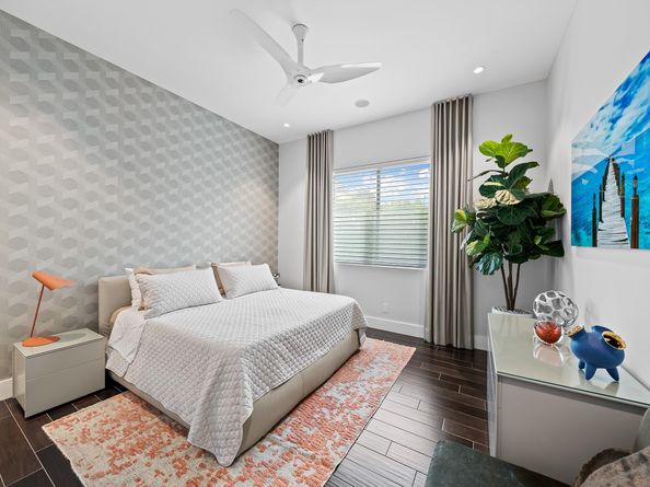 1710 Middle River Dr, Fort Lauderdale FL 33305