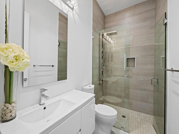 1710 Middle River Dr, Fort Lauderdale FL 33305