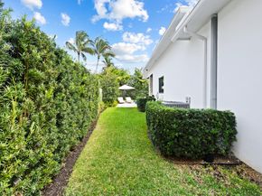 1710 Middle River Dr, Fort Lauderdale FL 33305