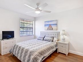 810 Congressional Way 810, Deerfield Beach FL 33442
