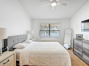810 Congressional Way 810, Deerfield Beach FL 33442
