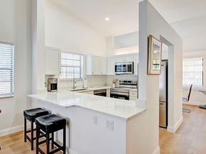 810 Congressional Way 810, Deerfield Beach FL 33442