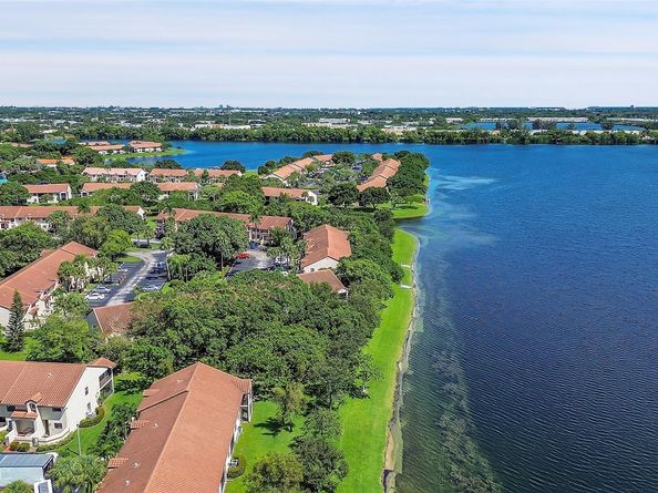 810 Congressional Way 810, Deerfield Beach FL 33442