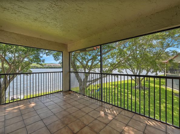 810 Congressional Way 810, Deerfield Beach FL 33442