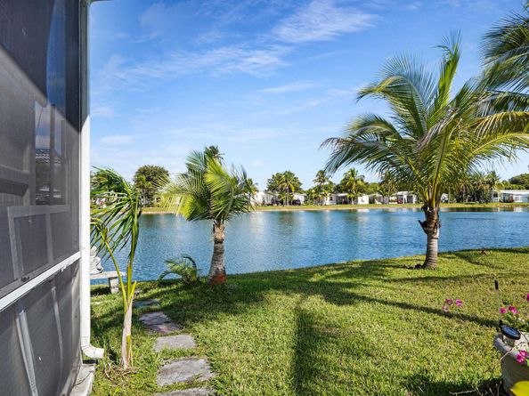 3001 SW 18th Terrace 84, Fort Lauderdale FL 33315