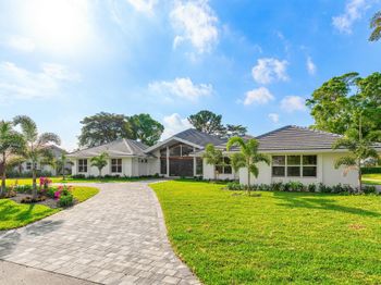 4580 Oak Tree Court