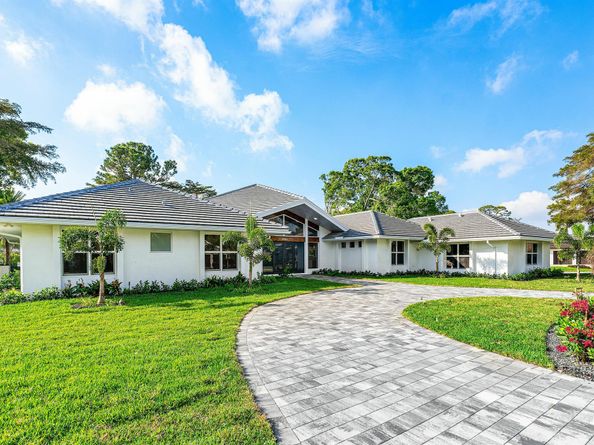 4580 Oak Tree Court, Delray Beach FL 33445