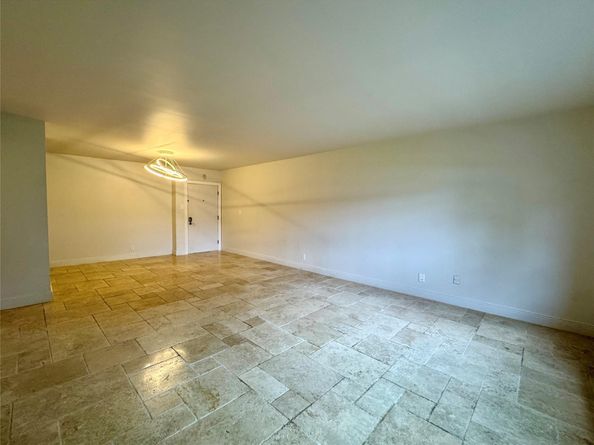 124 NE 19th Ct 102B, Wilton Manors FL 33305
