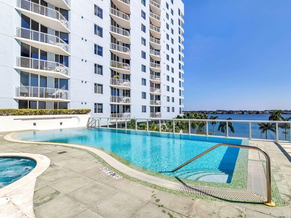 1551 N Flagler Drive 609, West Palm Beach FL 33401