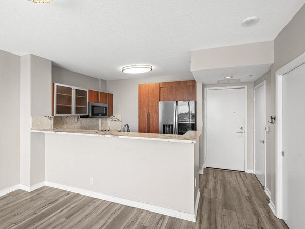 1551 N Flagler Drive 609, West Palm Beach FL 33401