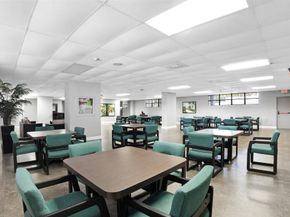 200 Leslie Dr 915, Hallandale Beach FL 33009