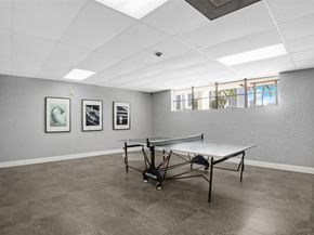 200 Leslie Dr 915, Hallandale Beach FL 33009