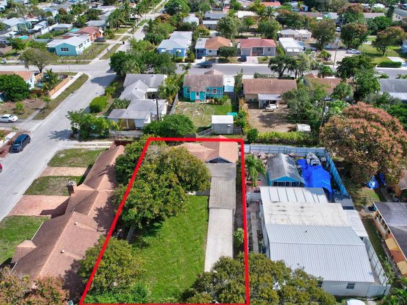 1226 N C Street, Lake Worth Beach FL 33460