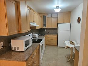 959 SE 2nd Ave 117, Deerfield Beach FL 33441