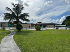 7305 NW 4th Pl 102, Margate FL 33063