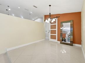10949 NW 1st Manor, Coral Springs FL 33071