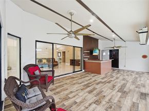 10949 NW 1st Manor, Coral Springs FL 33071