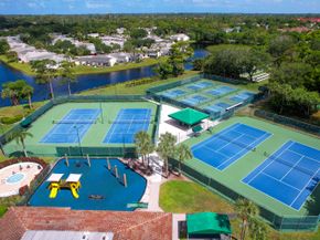 2211 Soundings Court, Greenacres FL 33413