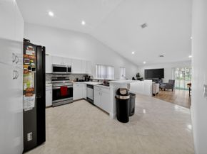 113 Egret Circle, Greenacres FL 33413