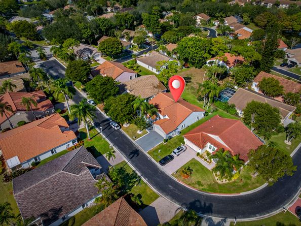 113 Egret Circle, Greenacres FL 33413