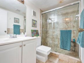 250 Jacaranda Drive 308, Plantation FL 33324