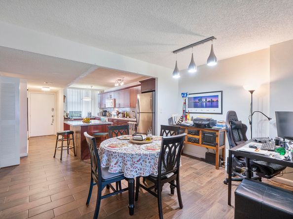 250 Jacaranda Drive 308, Plantation FL 33324