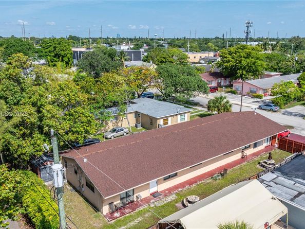 1916 1918 Grant Street, Hollywood FL 33020