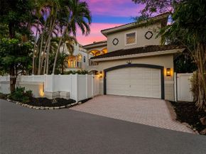 821 SE 2nd Court, Fort Lauderdale FL 33301