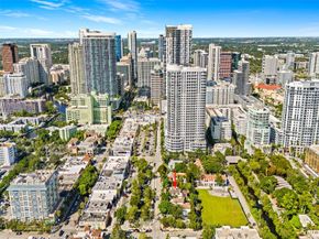 821 SE 2nd Court, Fort Lauderdale FL 33301