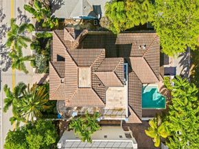 821 SE 2nd Court, Fort Lauderdale FL 33301