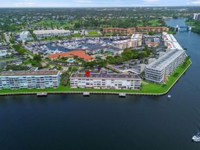 52 Yacht Club Drive 103, North Palm Beach FL 33408