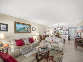 52 Yacht Club Drive 103, North Palm Beach FL 33408