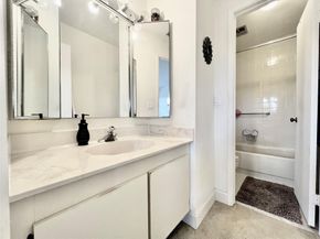 7750 NW 79th Avenue H5, Tamarac FL 33321