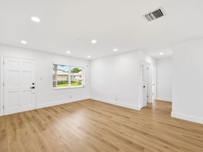8410 NW 59th Place, Tamarac FL 33321