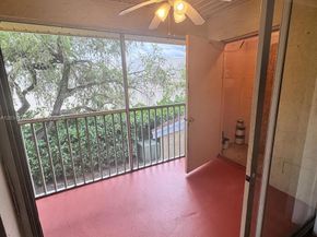 911 Coral Club Drive 911, Coral Springs FL 33071