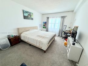 400 Kings Point Drive 309, Sunny Isles Beach FL 33160