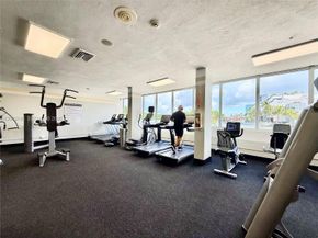 400 Kings Point Drive 309, Sunny Isles Beach FL 33160