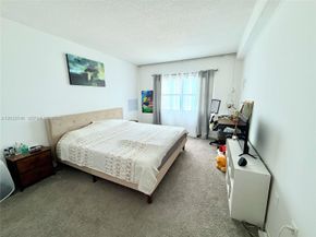 400 Kings Point Drive 309, Sunny Isles Beach FL 33160