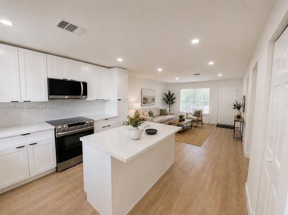 2931 NW 21st Street, Fort Lauderdale FL 33311