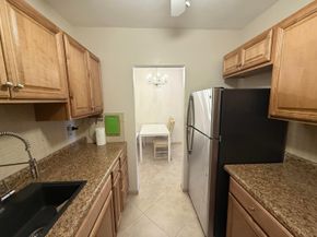 2204 Lake Osborne Drive 5, Lake Worth Beach FL 33461