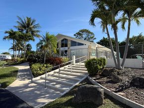2204 Lake Osborne Drive 5, Lake Worth Beach FL 33461