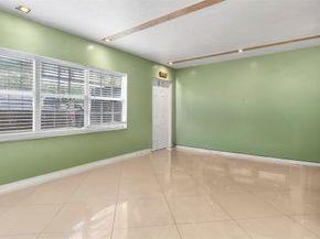 531 NE 61st St, Oakland Park FL 33334