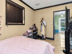 531 NE 61st St, Oakland Park FL 33334