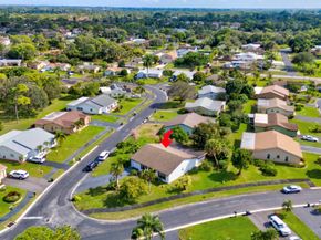 6137 Rainbow Circle, Greenacres FL 33463