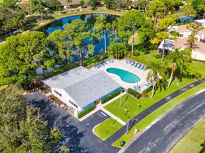 6137 Rainbow Circle, Greenacres FL 33463