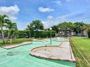 725 Lori Drive 203, Palm Springs FL 33461