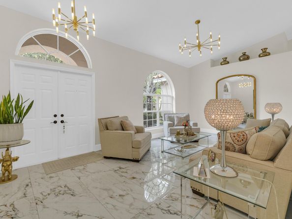 4112 NW 58th Dr, Coconut Creek FL 33073