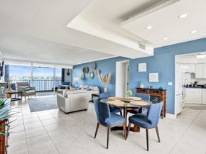 132 Lakeshore Dr 317, North Palm Beach FL 33408