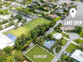 8 NW 24th St, Delray Beach FL 33444